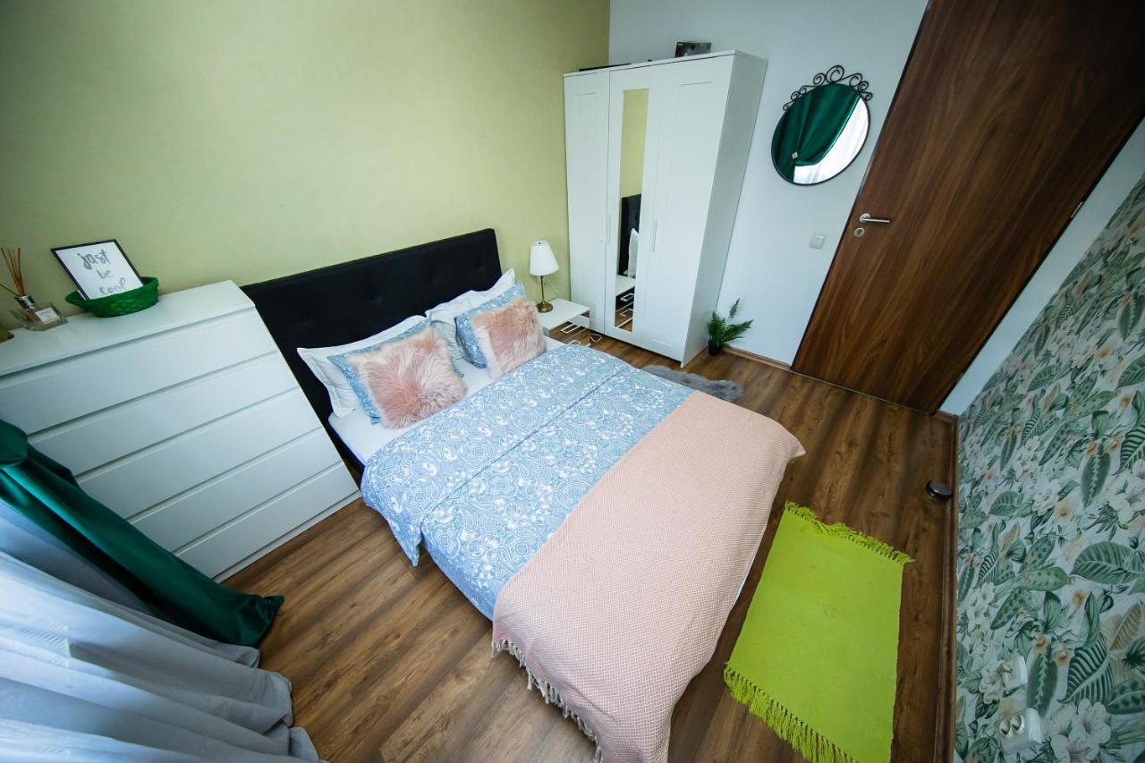 Smart Palas Apartament Яссы Экстерьер фото